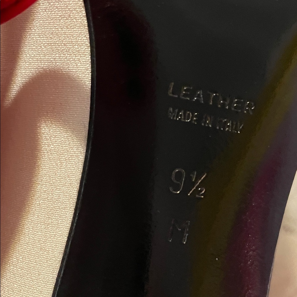 Anne Klein Navy and Cream, 3” Heels with gold accents. - Picture 7 of 7